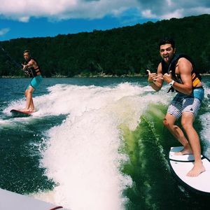 Meet your Posher, Landen